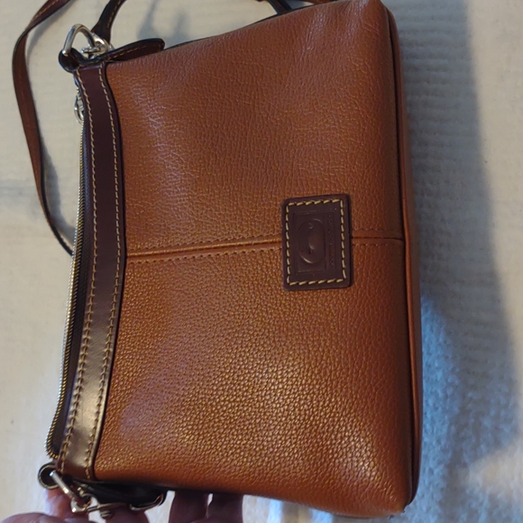 Bags - Picture 3 of 11